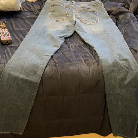 Universal Thread Jeans - Picture 3 of 3